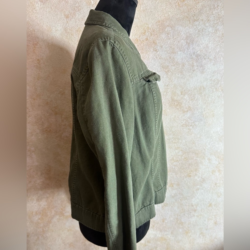 Zip up jacket - Picture 2 of 4